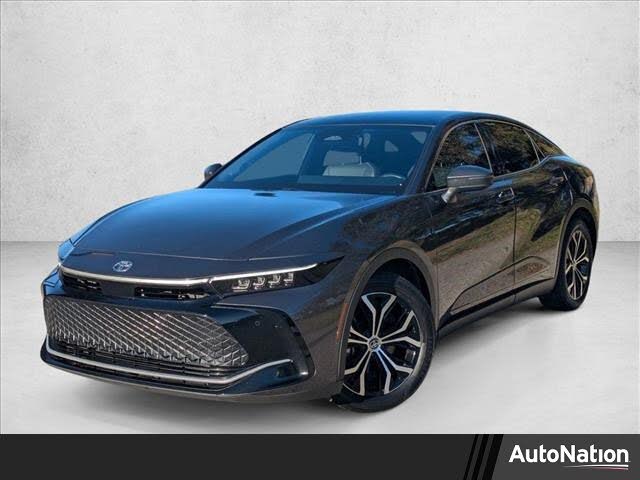 2023 Toyota Crown Limited AWD