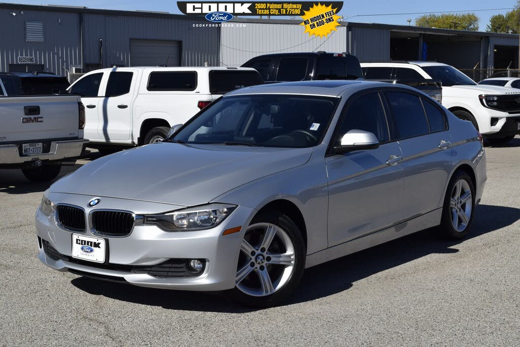 2015 BMW 3 Series 320i Sedan RWD