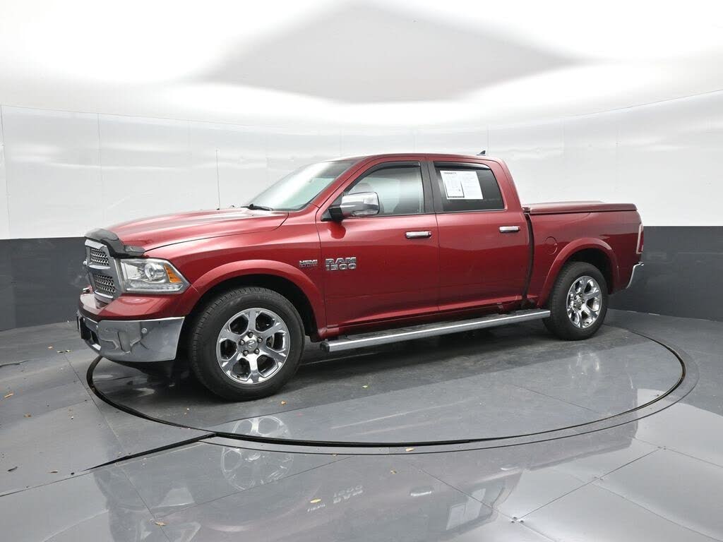 2015 RAM 1500 Laramie Crew Cab RWD