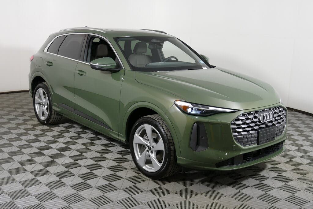 2025 Audi Q5 quattro Premium Plus 40 TFSI