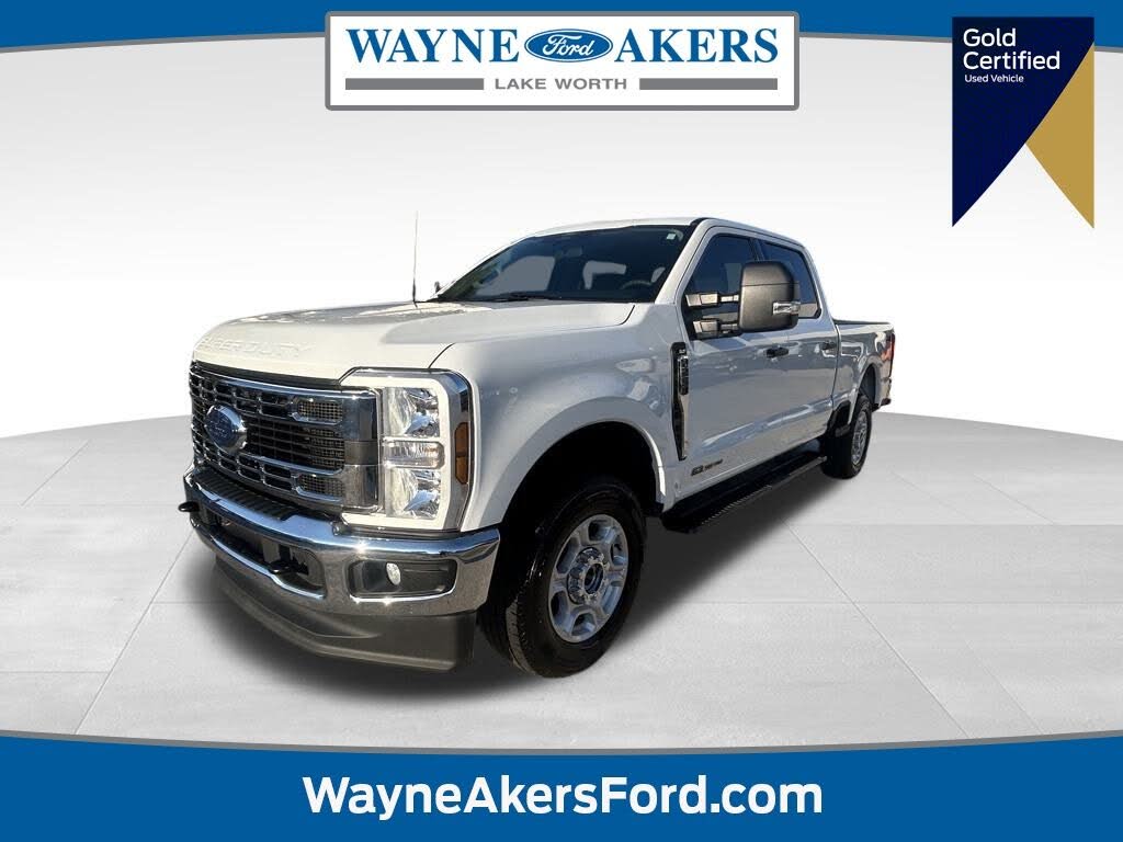 2025 Ford F-250 Super Duty XLT Crew Cab 4WD