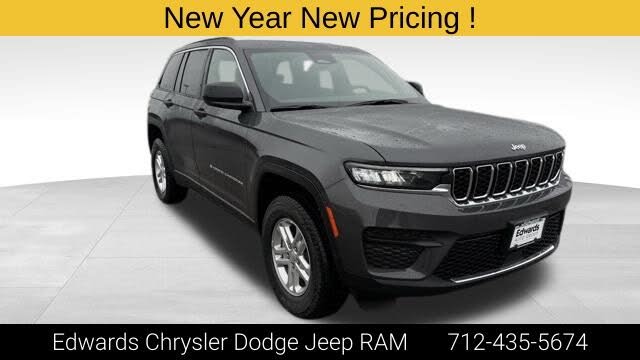 2025 Jeep Grand Cherokee Laredo 4WD