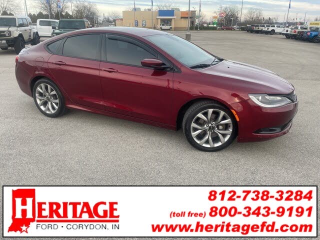 2015 Chrysler 200 S Sedan AWD
