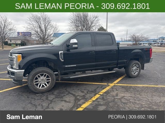 2017 Ford F-250 Super Duty Lariat Crew Cab 4WD