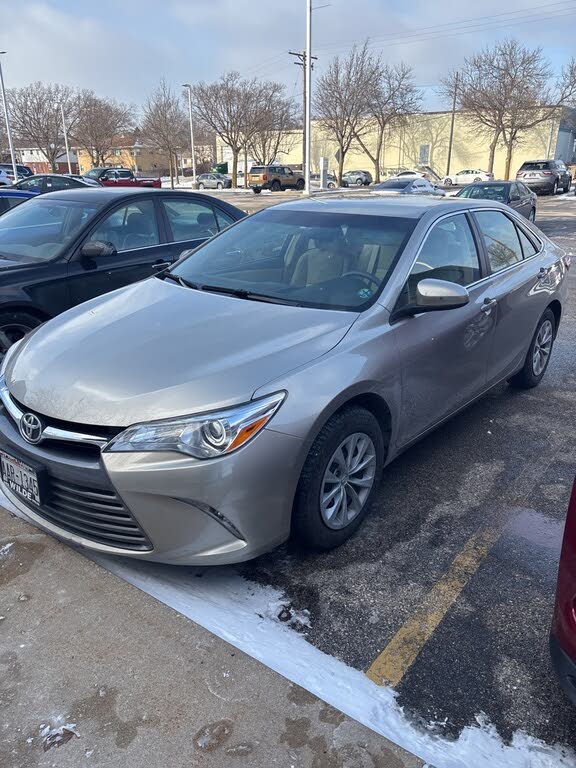 2017 Toyota Camry LE