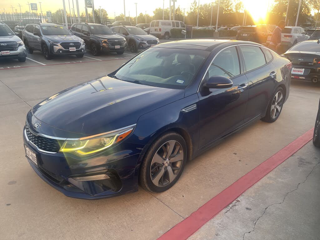 2019 Kia Optima S FWD