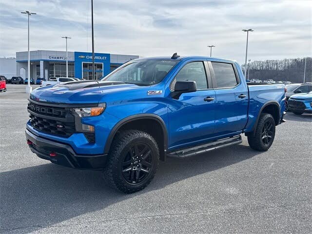 2022 Chevrolet Silverado 1500 Custom Trail Boss Crew Cab 4WD