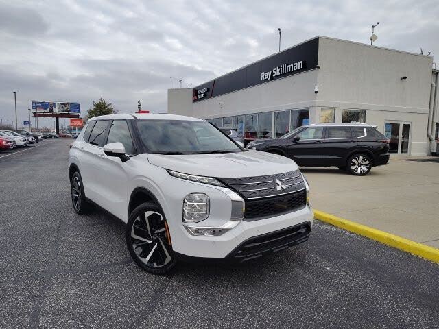 2024 Mitsubishi Outlander SE FWD