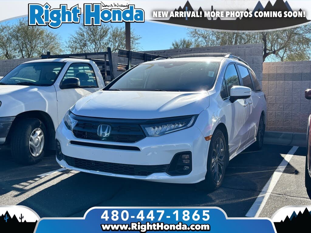 2025 Honda Odyssey Touring FWD