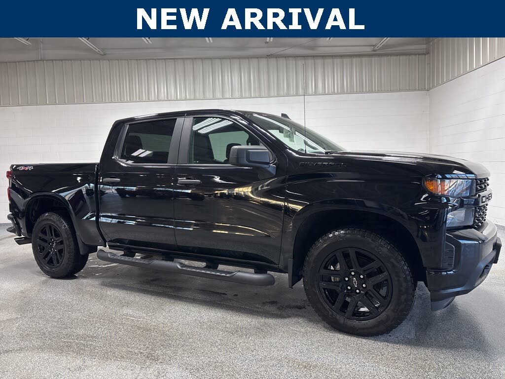 2022 Chevrolet Silverado 1500 Custom Crew Cab 4WD