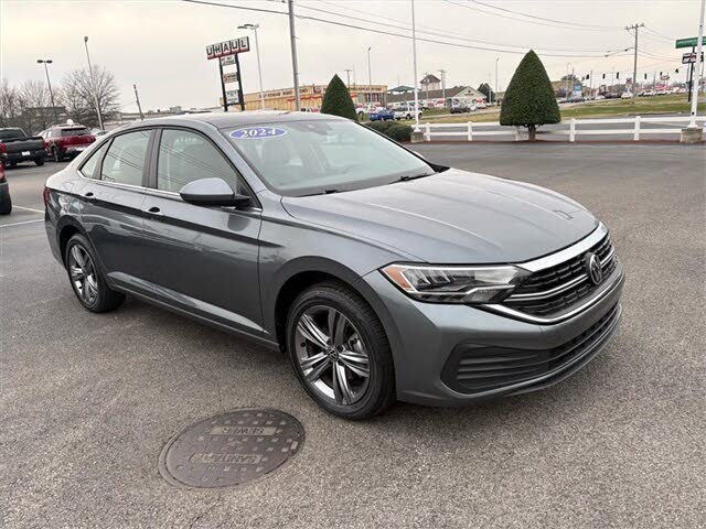 2024 Volkswagen Jetta SE FWD