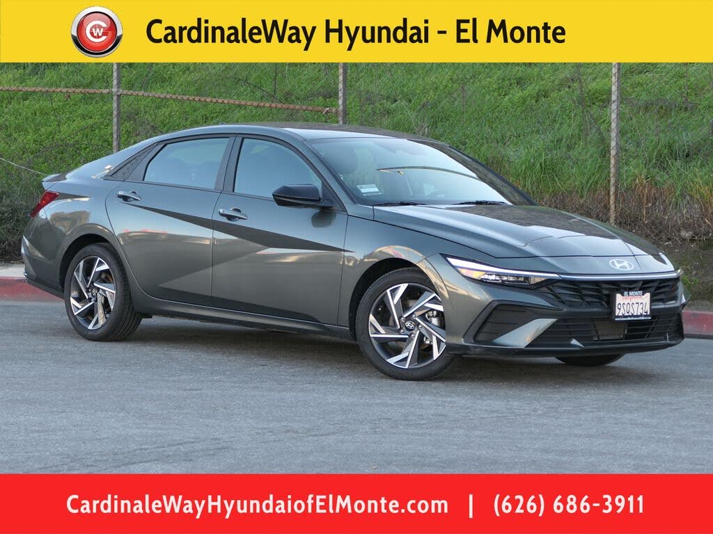 2025 Hyundai Elantra SEL Sport FWD