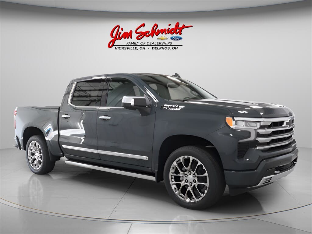 2026 Chevrolet Silverado 1500 High Country Crew Cab 4WD