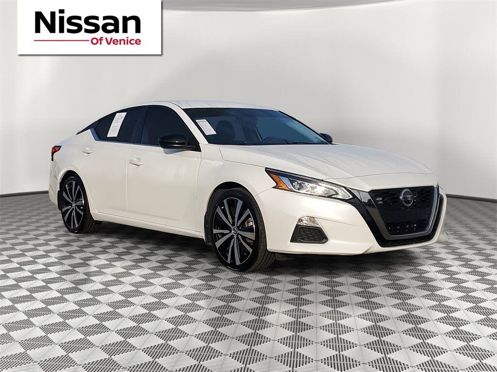 2022 Nissan Altima 2.5 SR FWD