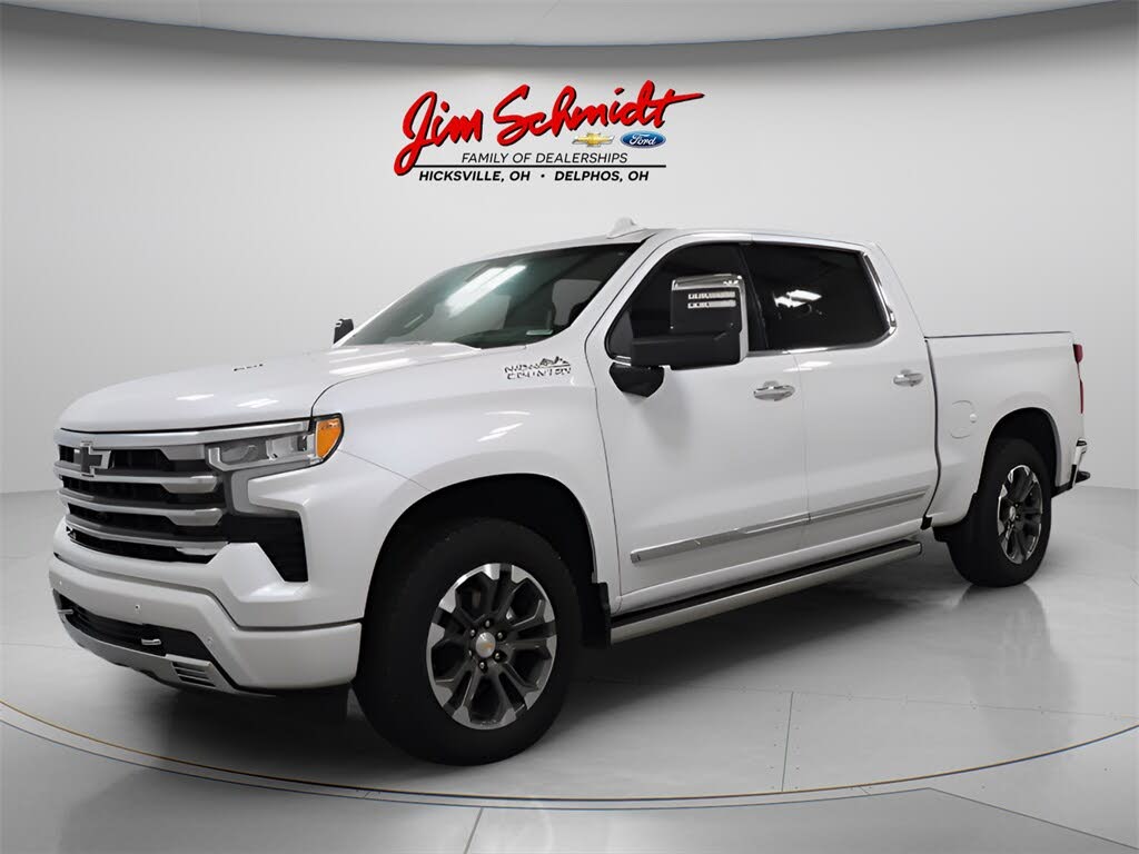 2025 Chevrolet Silverado 1500 High Country Crew Cab 4WD