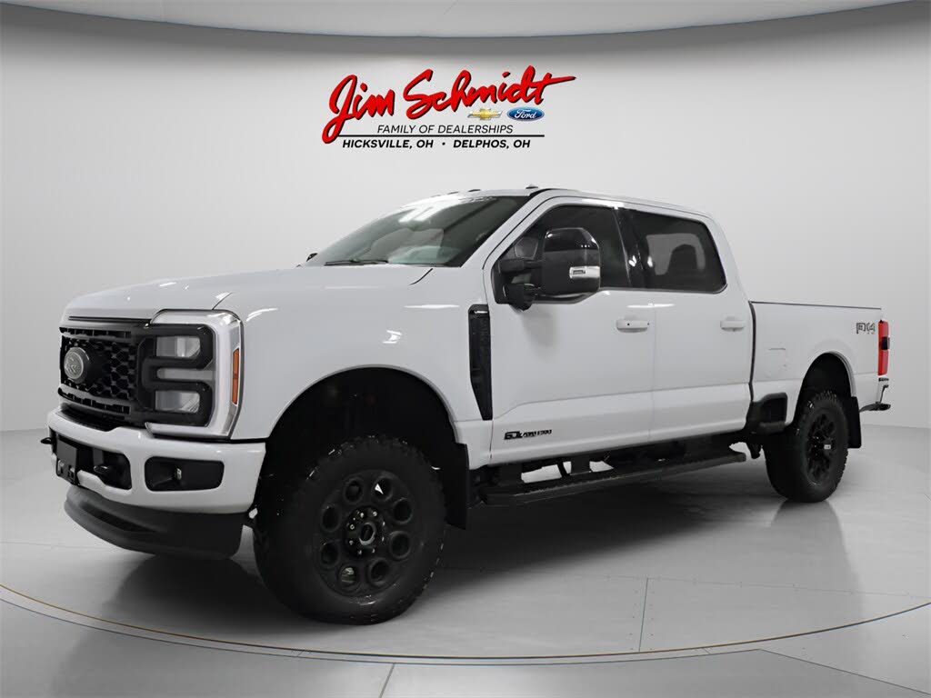2025 Ford F-250 Super Duty Lariat Crew Cab 4WD