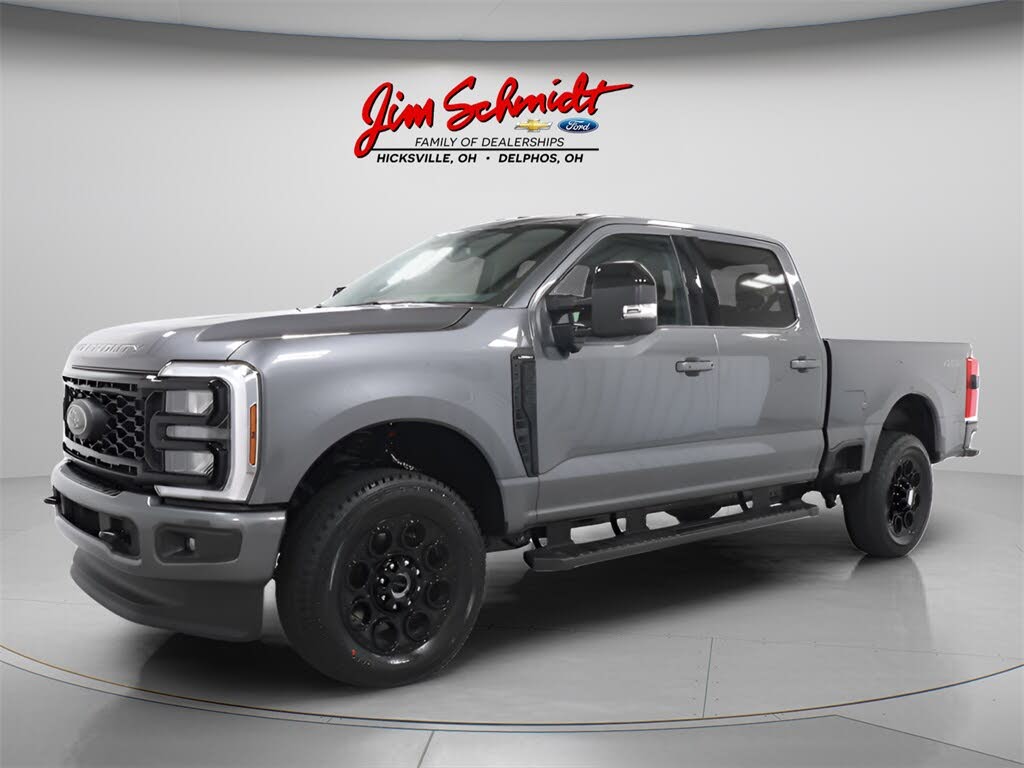 2026 Ford F-350 Super Duty Lariat Crew Cab 4WD