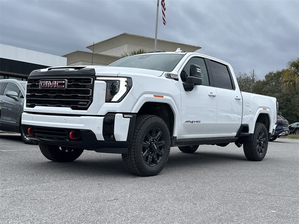 2026 GMC Sierra 2500HD AT4 Crew Cab 4WD