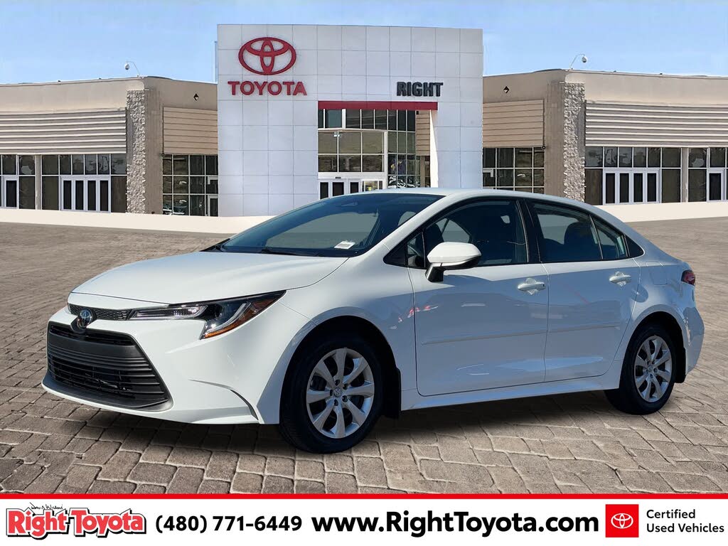 2026 Toyota Corolla LE FWD