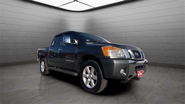 2010 Nissan Titan LE Crew Cab 4WD