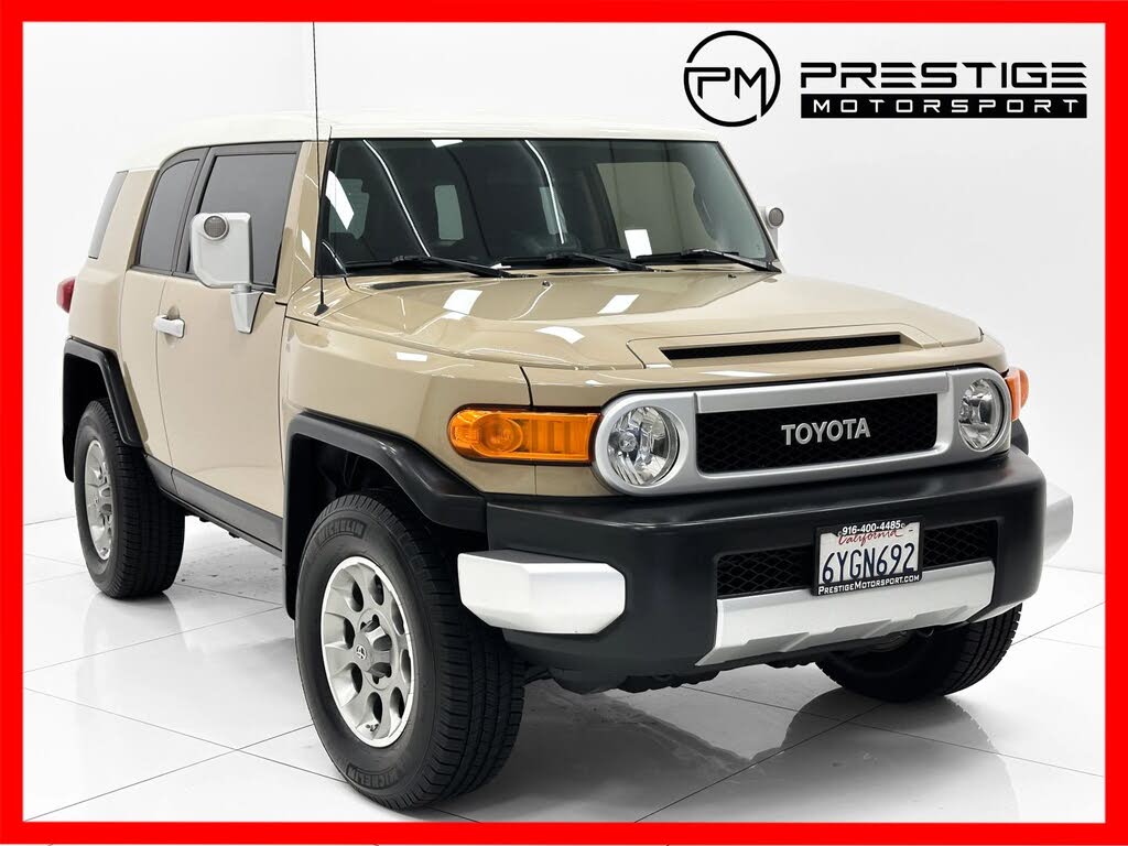 2013 Toyota FJ Cruiser 4WD