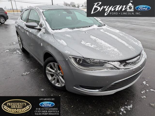 2015 Chrysler 200 Limited Sedan FWD