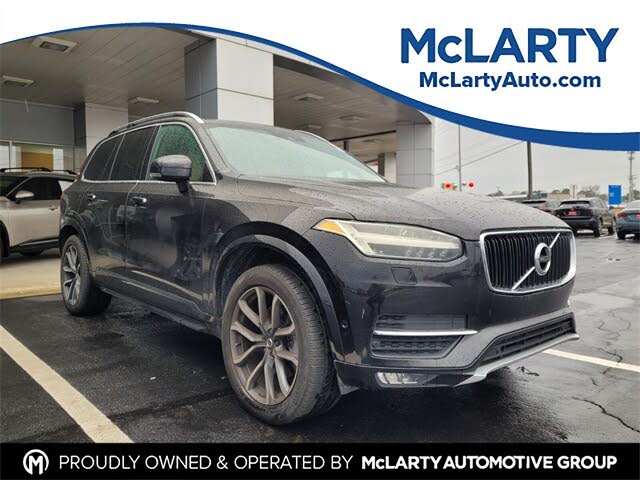 2016 Volvo XC90 T6 Momentum AWD