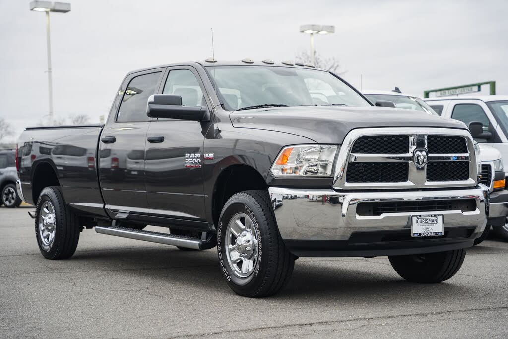 2017 RAM 2500 Tradesman Crew Cab LB 4WD
