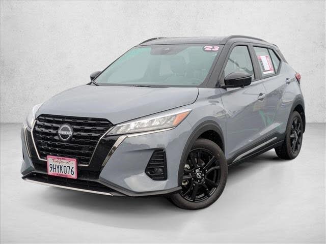 2023 Nissan Kicks SR FWD