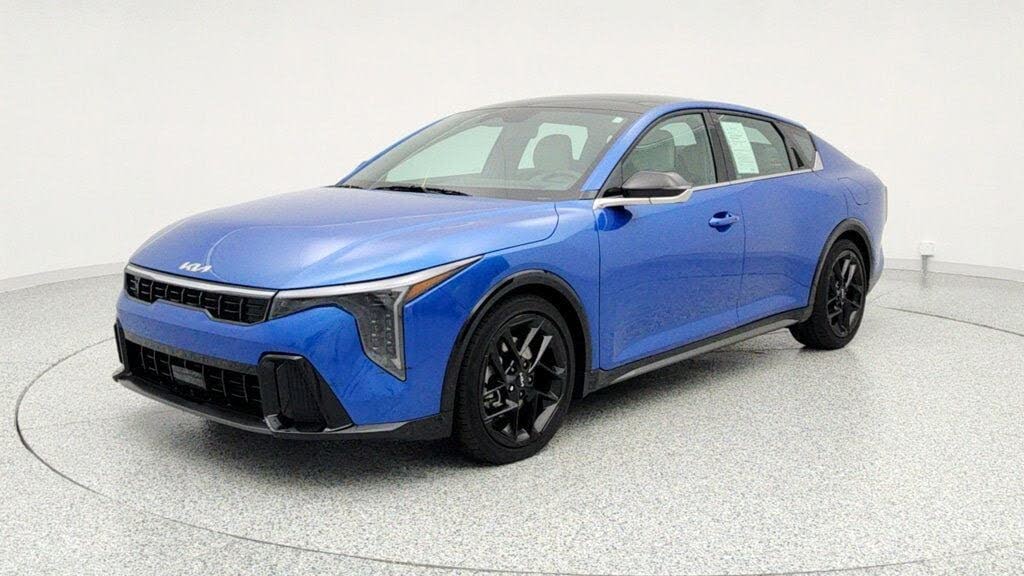 2025 Kia K4 GT-Line Turbo FWD