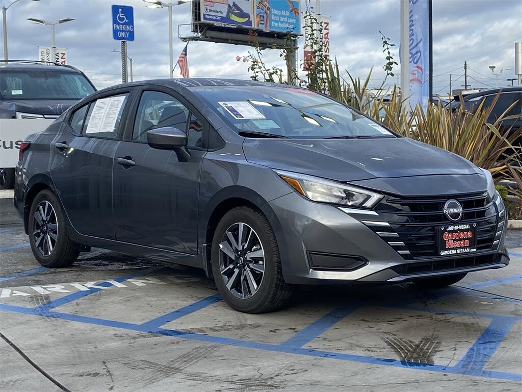 2025 Nissan Versa SV FWD