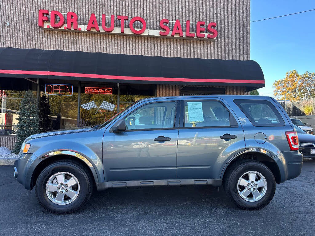 2011 Ford Escape XLS FWD