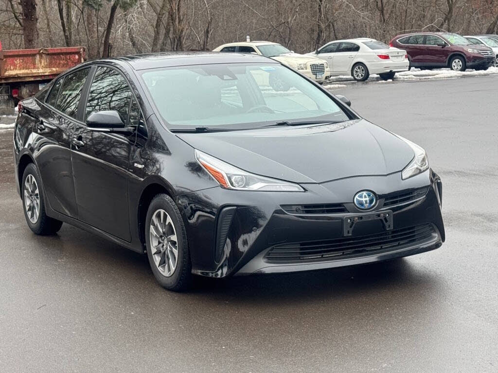 2019 Toyota Prius XLE FWD