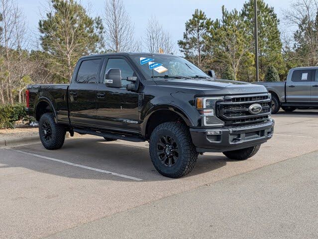 2022 Ford F-250 Super Duty Lariat Crew Cab 4WD