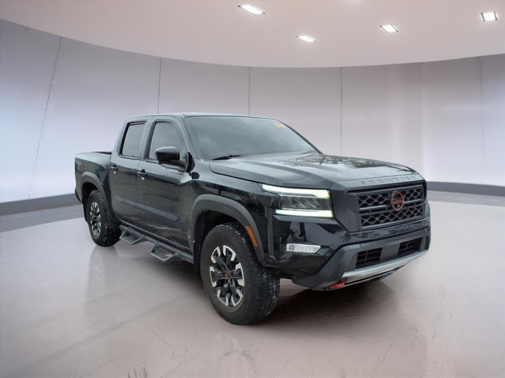 2023 Nissan Frontier PRO-4X Crew Cab 4WD