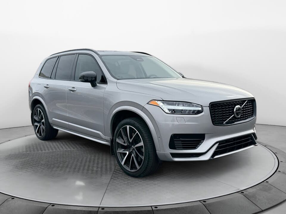 2023 Volvo XC90 Recharge T8 Plus Dark Theme eAWD