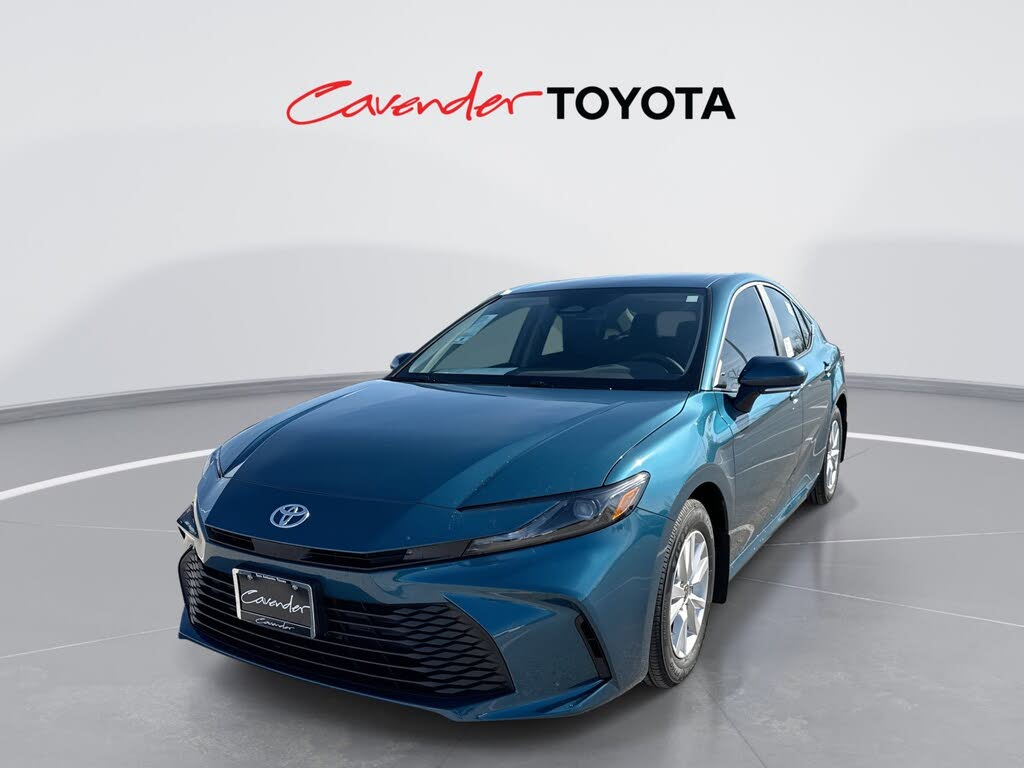 2026 Toyota Camry LE FWD