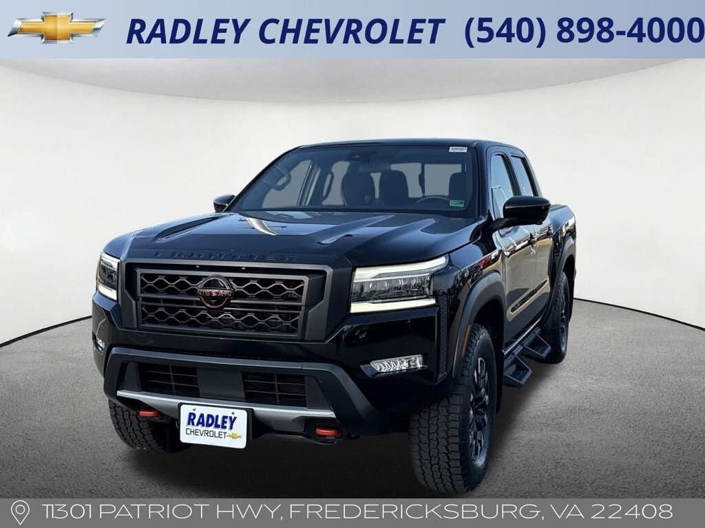 2023 Nissan Frontier PRO-4X Crew Cab 4WD