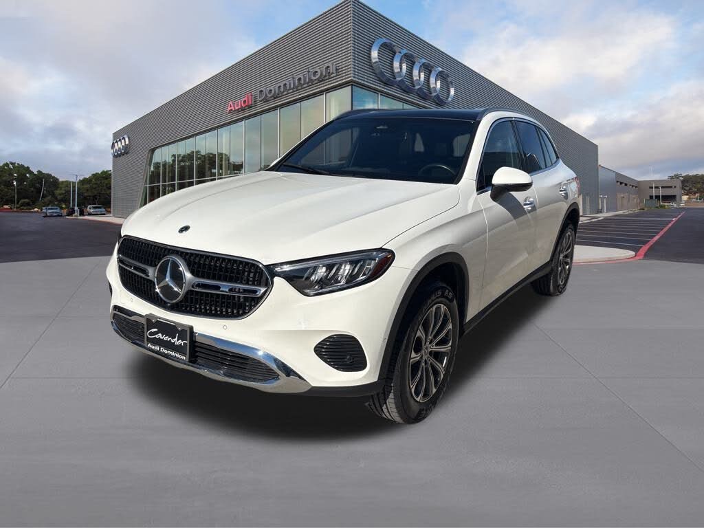 2024 Mercedes-Benz GLC 300 RWD