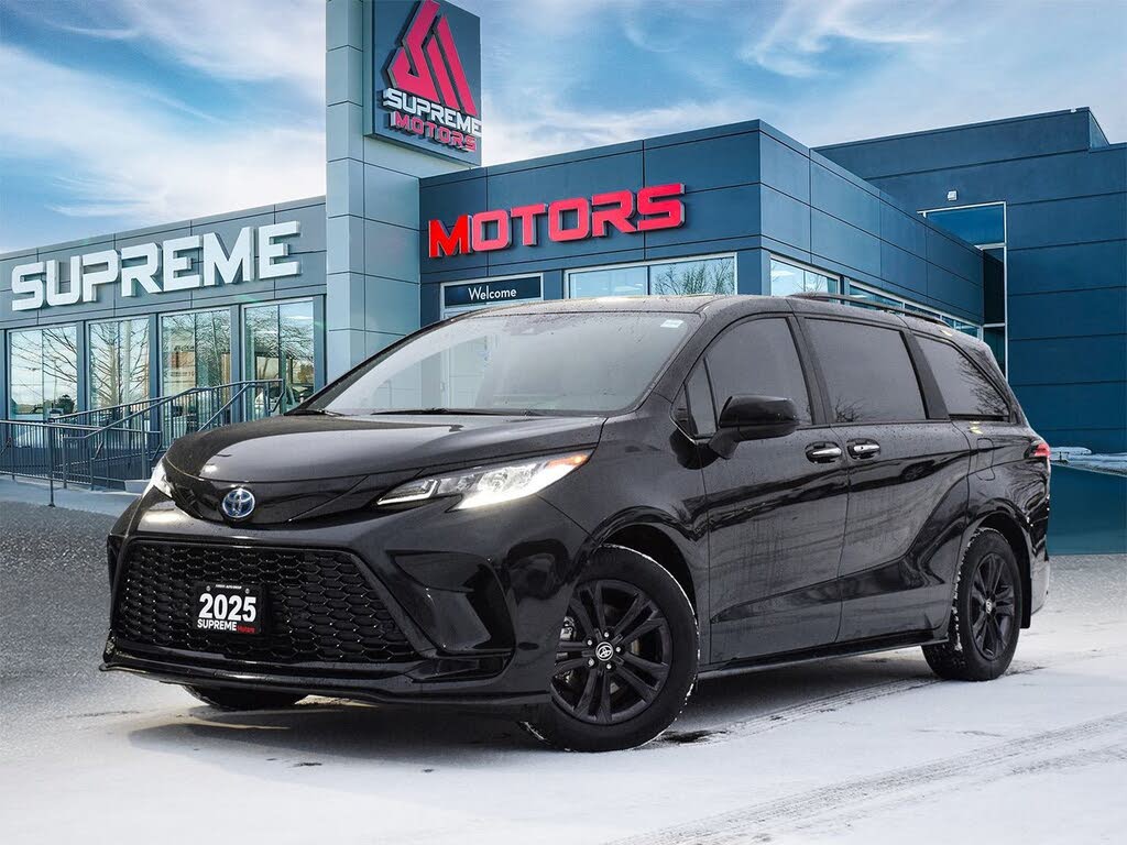 Toyota Sienna XSE 7-Passenger AWD 2025