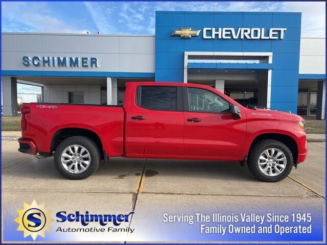 2026 Chevrolet Silverado 1500 Custom Crew Cab 4WD