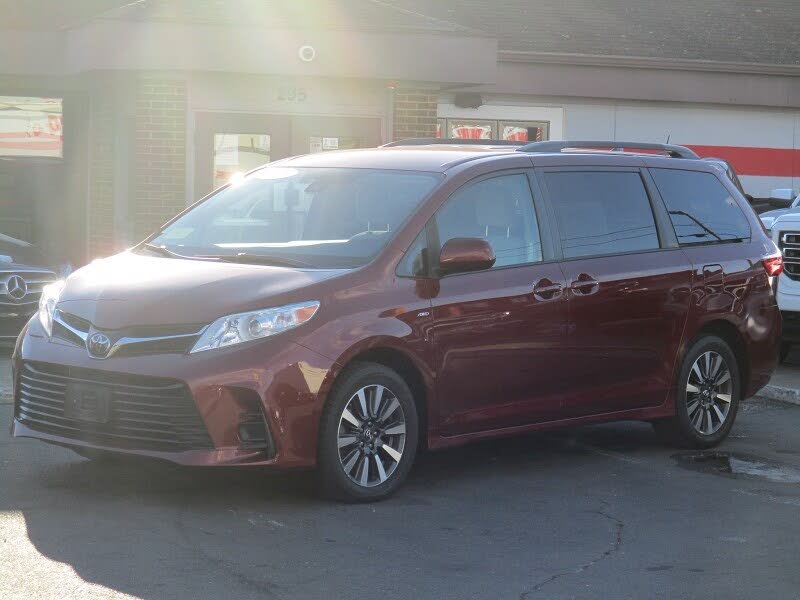 2018 Toyota Sienna LE 7-Passenger AWD