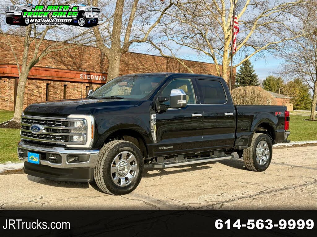 2024 Ford F-250 Super Duty Lariat Crew Cab 4WD