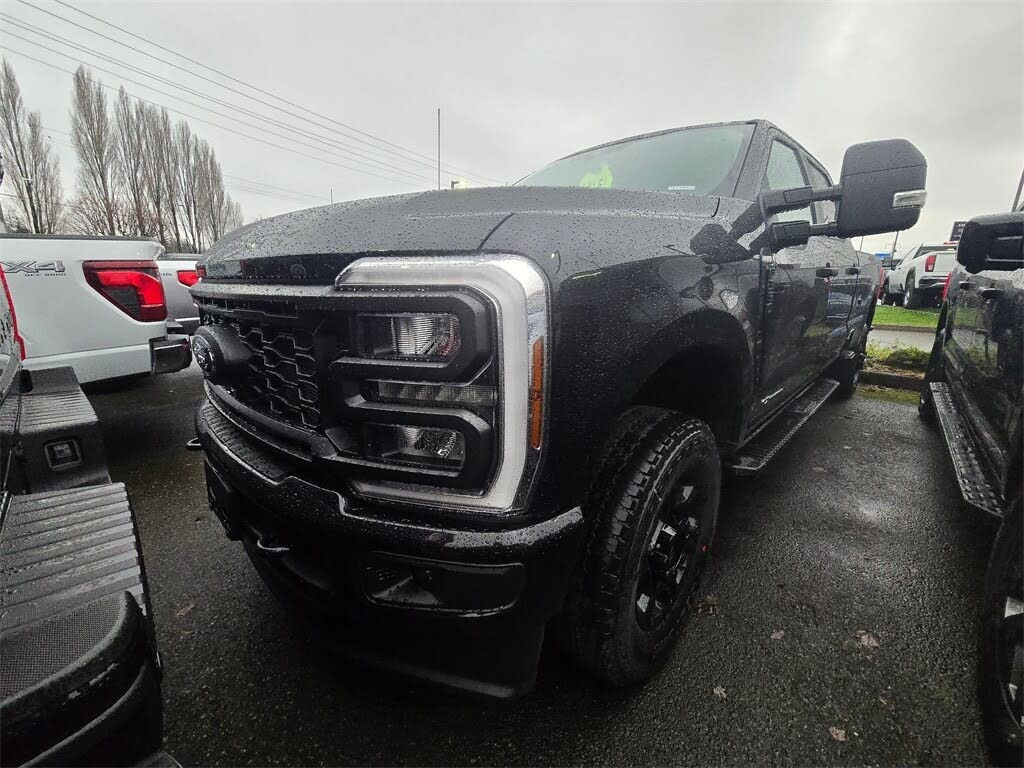 2026 Ford F-350 Super Duty XL Crew Cab 4WD