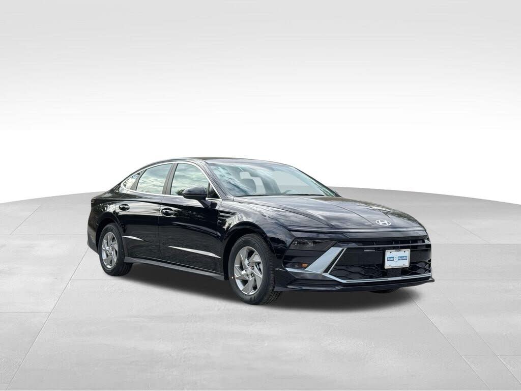 2026 Hyundai Sonata SE FWD