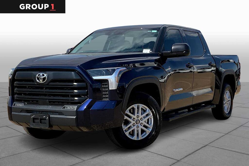 2022 Toyota Tundra SR5 CrewMax Cab 4WD