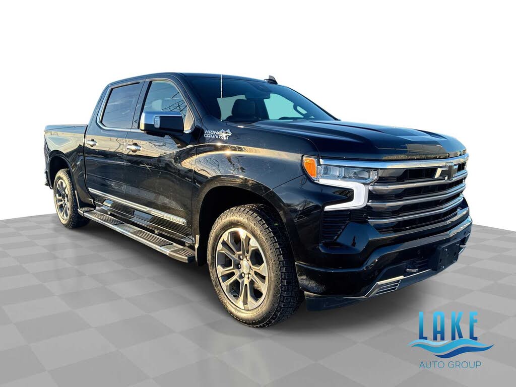 2023 Chevrolet Silverado 1500 High Country Crew Cab 4WD