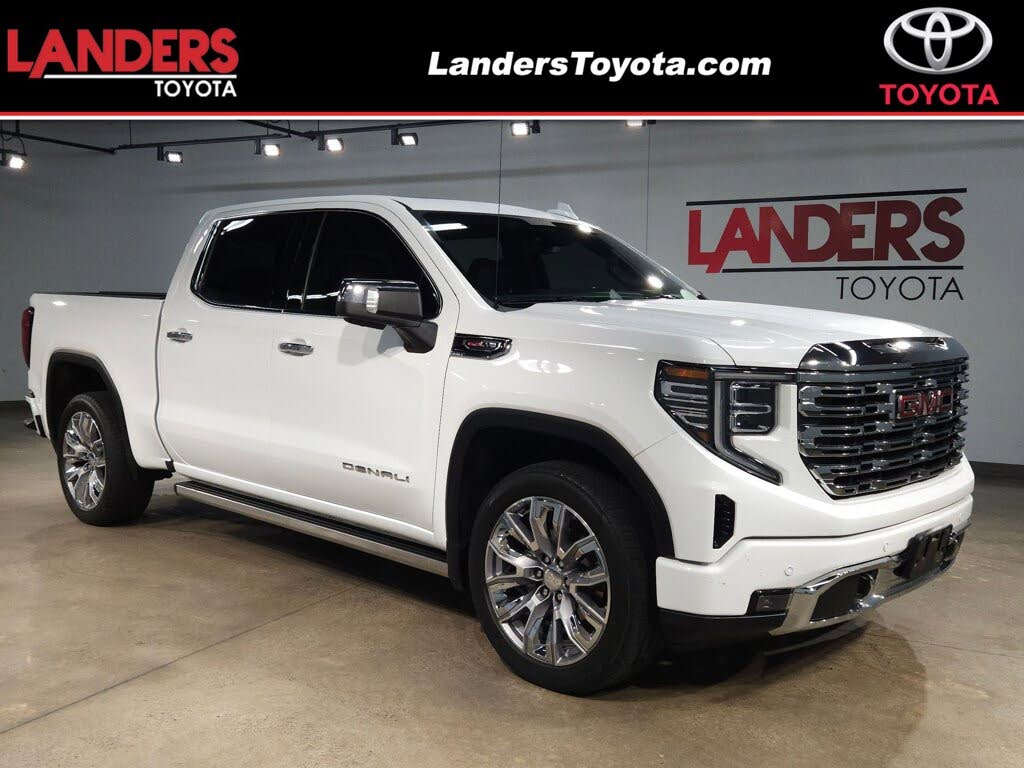 2023 GMC Sierra 1500 Denali Crew Cab 4WD