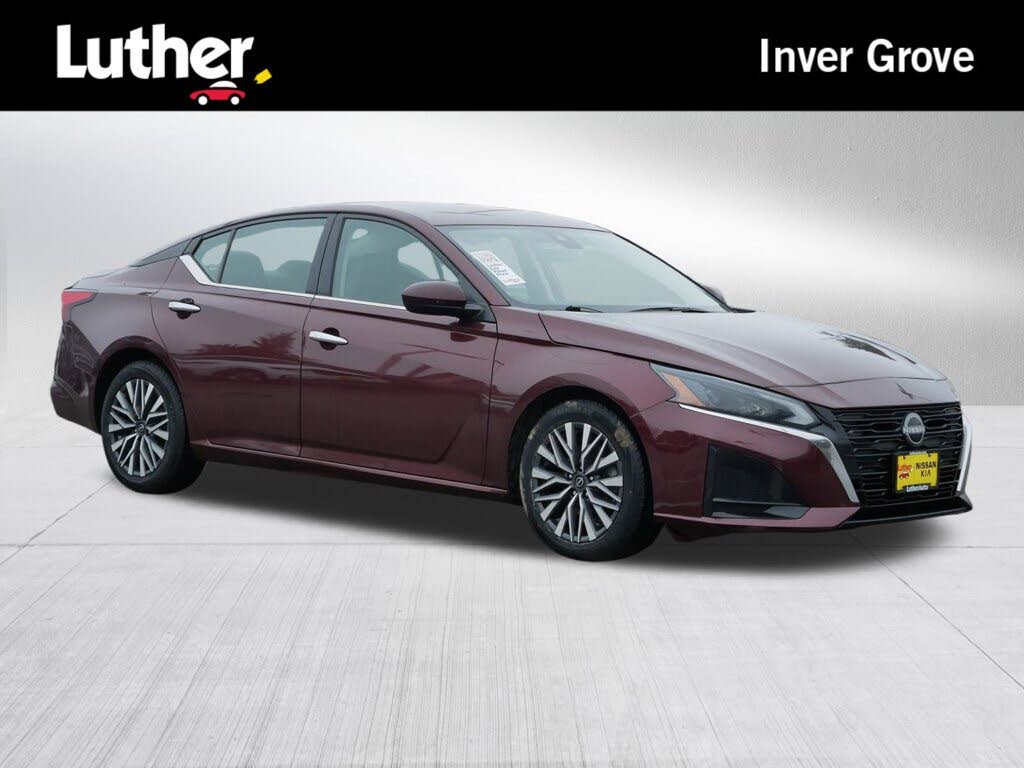 2023 Nissan Altima 2.5 SV FWD