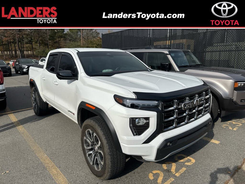 2024 GMC Canyon AT4 Crew Cab 4WD